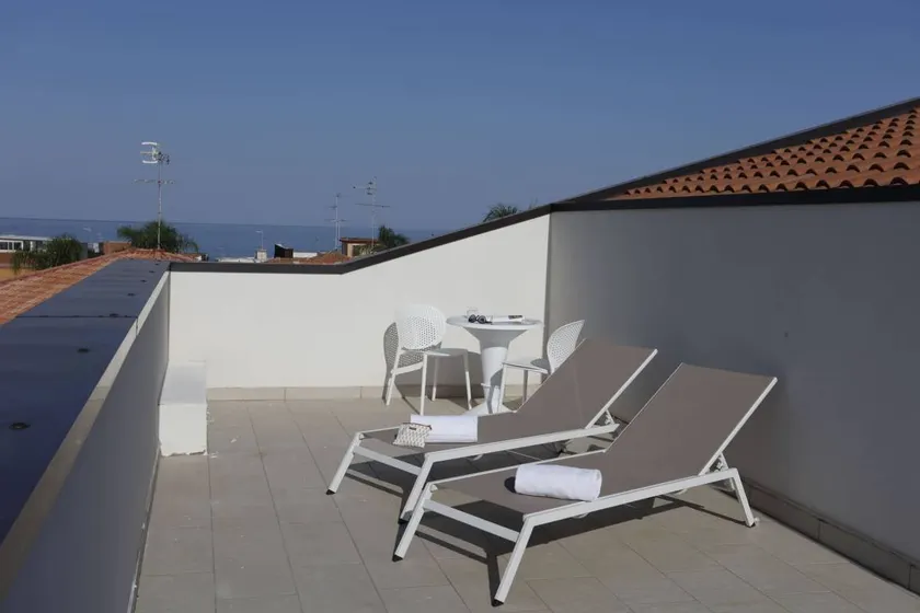 Path House - Seaview Luxury by Wonderful Italy - Image 1