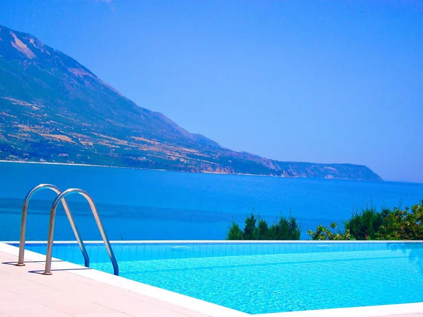 Luxusvilla Thalassa, direkt am Meer - Image 1