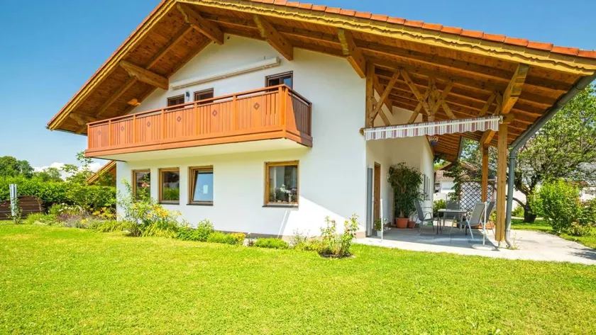 Apartment with sauna, terrace & barbeque | Garden view - Image 1