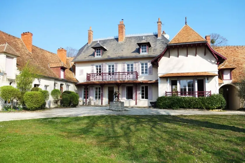 Charming Holiday Home in Sancerre – La Mésangerie - Image 1