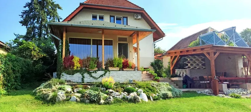 Schönes Privatzimmer mit Terrasse, Garten und Grill | Bergblick - Image 1