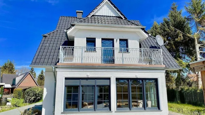 Merveilleuse maison de vacances adaptée aux familles avec sauna, terrasse et jardin - Image 1