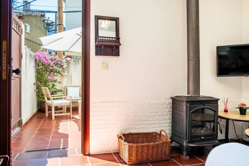 Fully equipped house with terrace & barbecue | Dogs allowed - Image 1