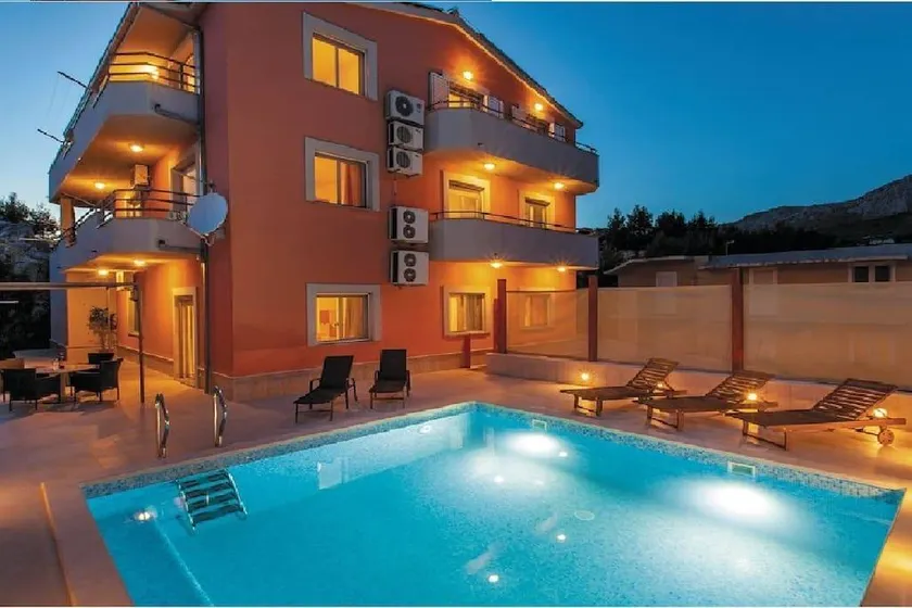 Villa Ajduk a luxury villa near Split, private pool - Image 1