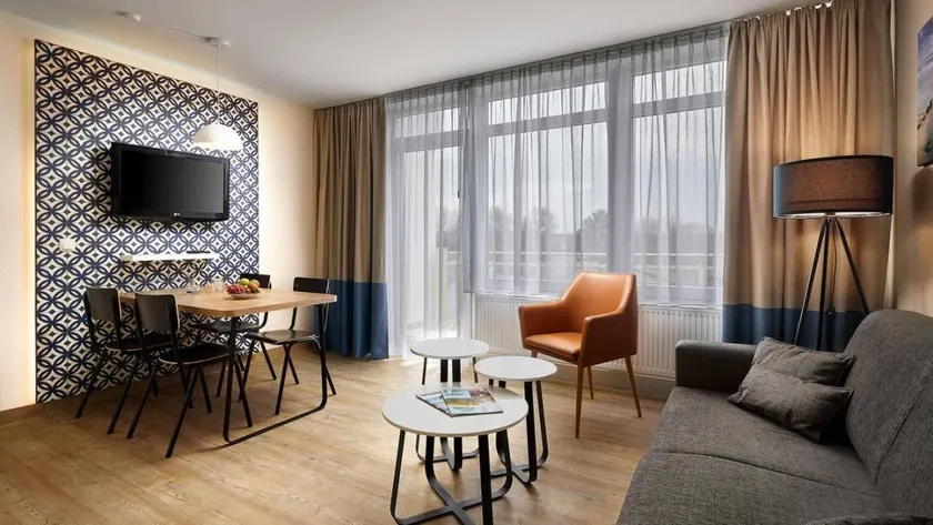 Holiday apartment with garden - Image 1