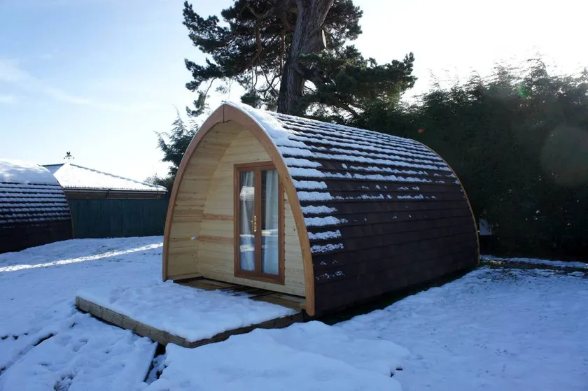 Lovely Pod Rental Perfect for Glamping in Norfolk - Image 1