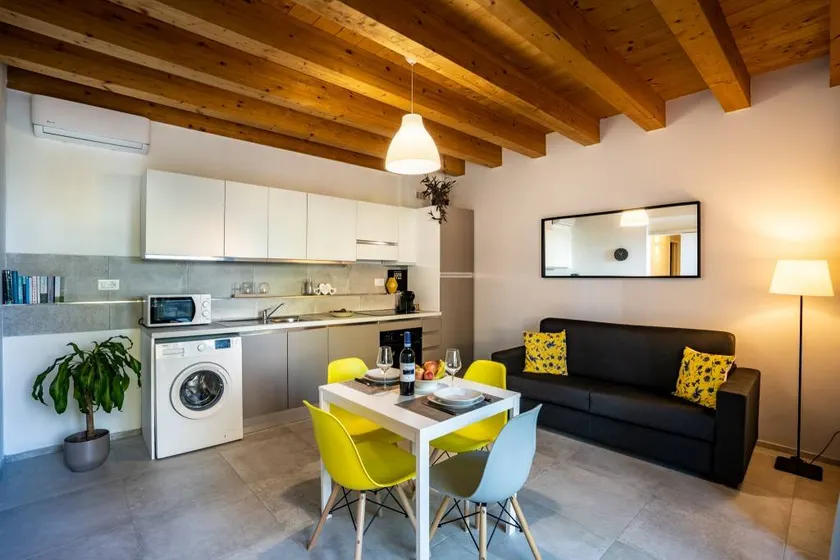 Family-oriented apartment with garden | Dogs allowed - Image 1