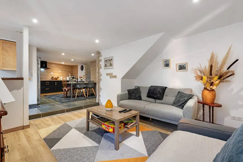 Le Nid de Campan – Mountain View & Terrace in the Heart of the Pyrenees - Image 1