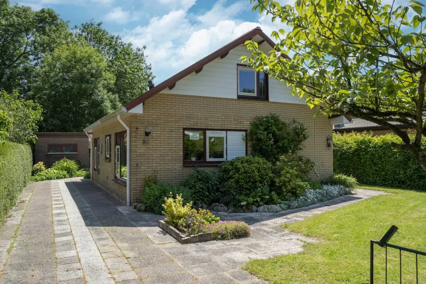 Holiday Home With Shared Pool - Image 1