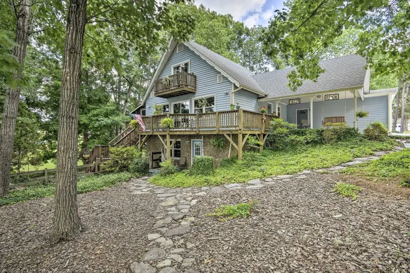 New! Cozy & Serene High Point Apt w/ Lake Access! - Image 1
