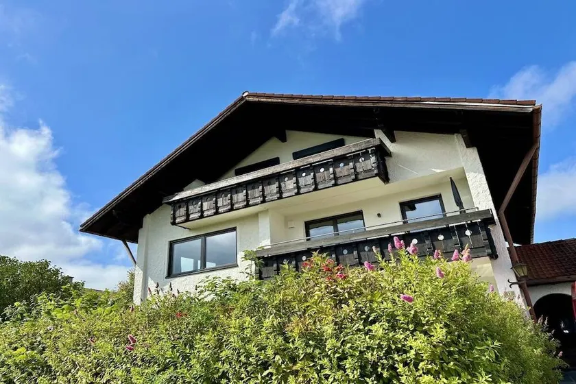 House with sauna - Image 1