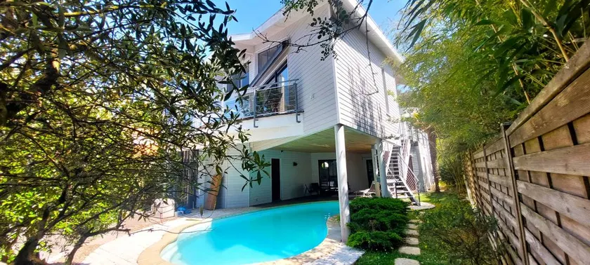 Villa with private pool, garden & terrace | Garden view - Image 1