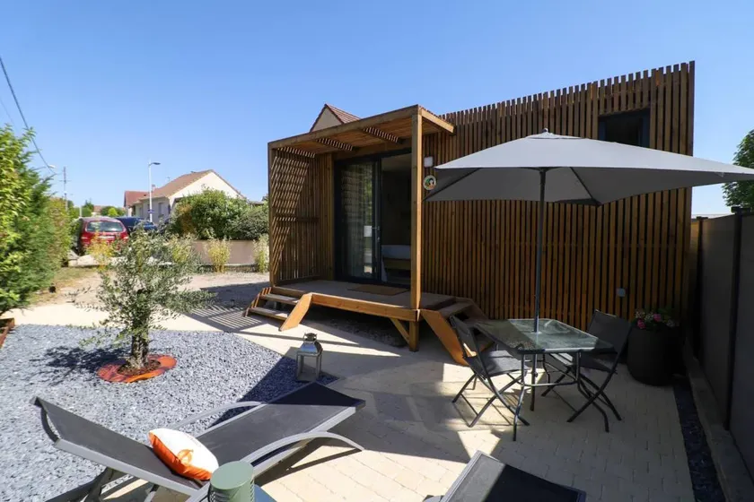 Ferienunterkunft mit Grill, Terrasse und Garten - Image 1