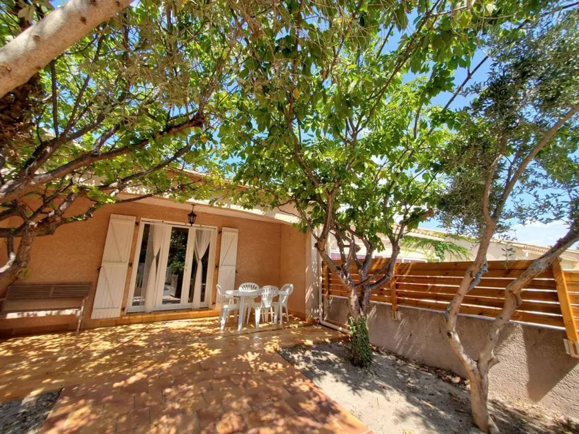 Fully equipped gite with garden, terrace & BBQ | Pets allowed - Image 1