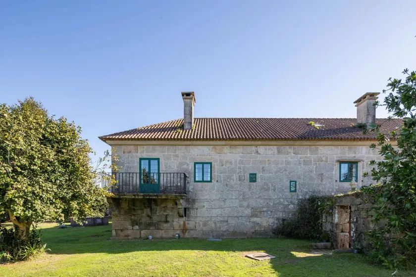 Ferienhaus 'Casa Rectoral Entera' mit Bergblick, privatem Pool und Wi-Fi - Image 1