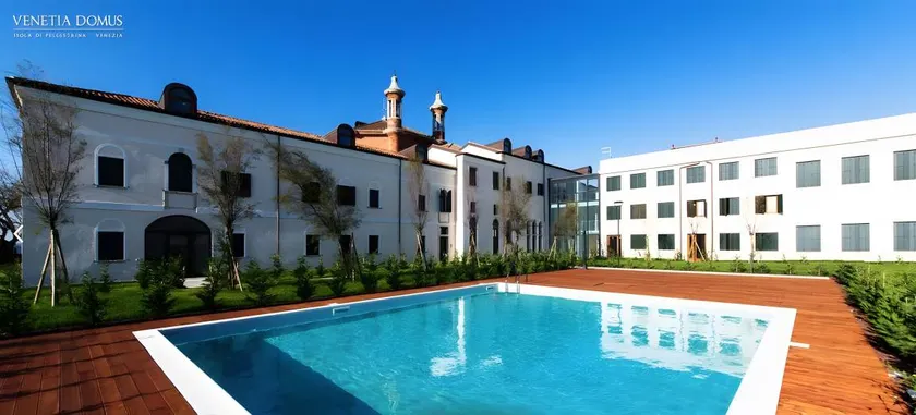 Appartement de vacances avec piscine et jardin | Vue jardin - Image 1