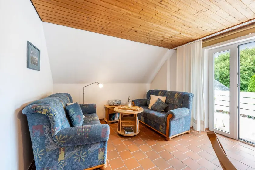 Fully equipped charming holiday apartment with terrace & garden | Garden view - Image 1