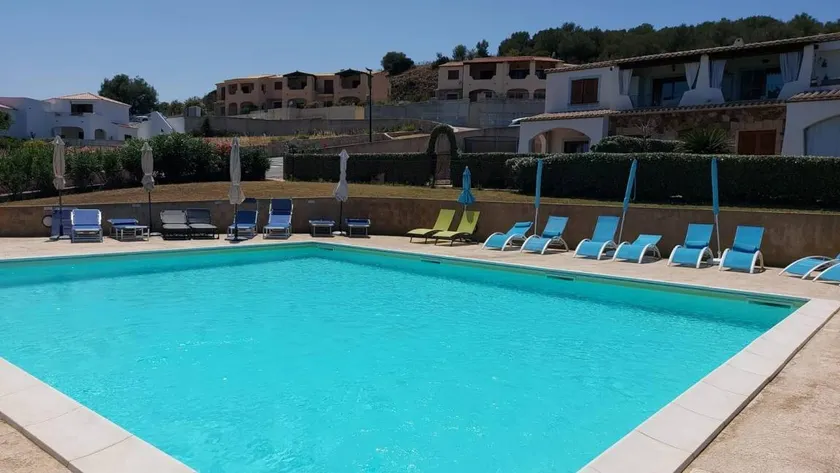 Maison de vacances avec jardin, terrasse et piscine | Vue montagne - Image 1