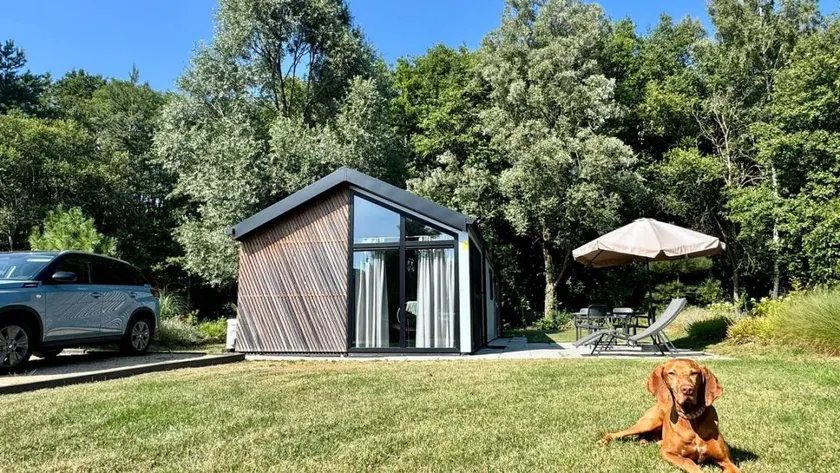 House with pool, garden & terrace | Lake view - Image 1