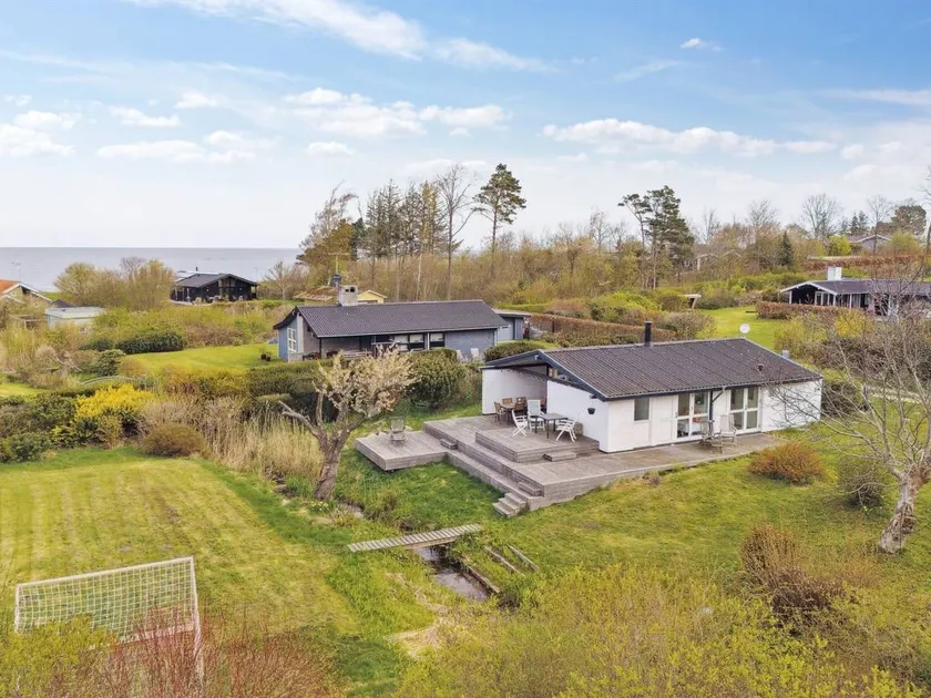 Holiday Home Malena 175m from the sea by Interhome - Image 1