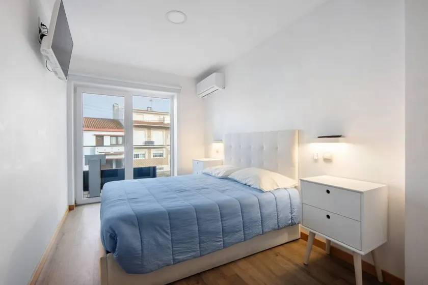 Merveilleuse chambre privée avec internet haut débit | Plage à proximité - Image 1