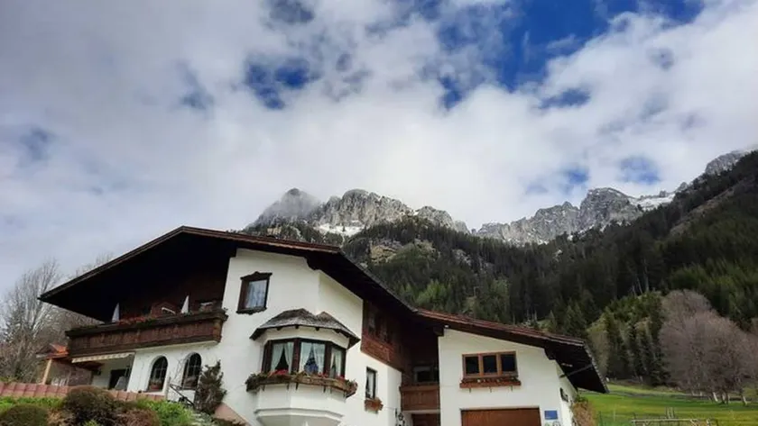Familienorientierte Ferienwohnung mit Terrasse | Bergblick | Haustiere sind willkommen - Image 1