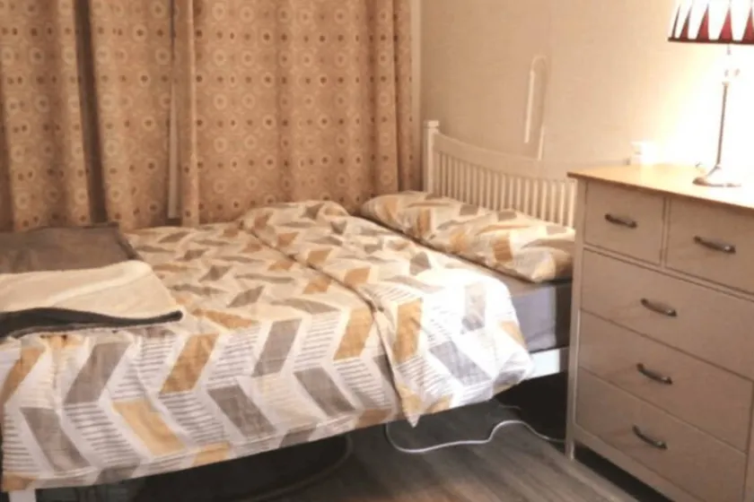 Dedicated room with terrace & garden - Image 1