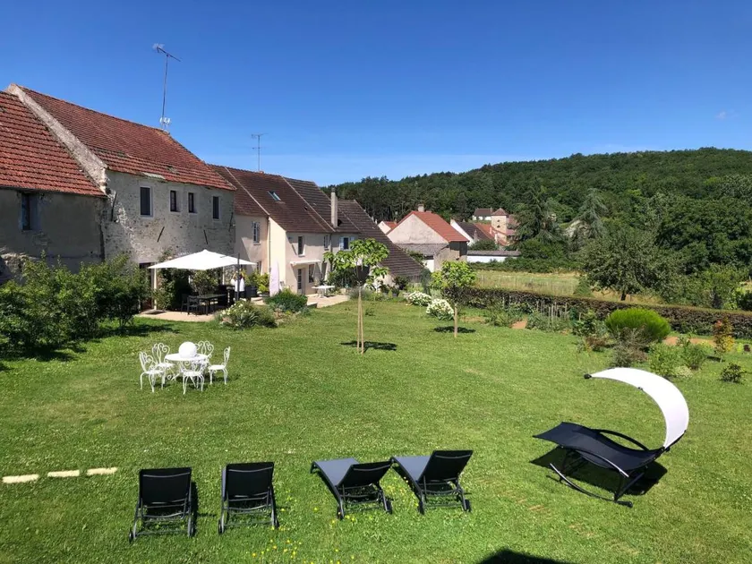 Charmant bed and breakfast avec jacuzzi - Image 1