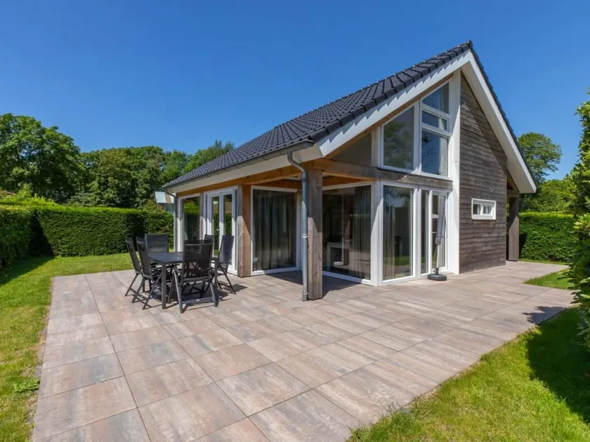Agréable maison de vacances avec jardin et terrasse - Image 1