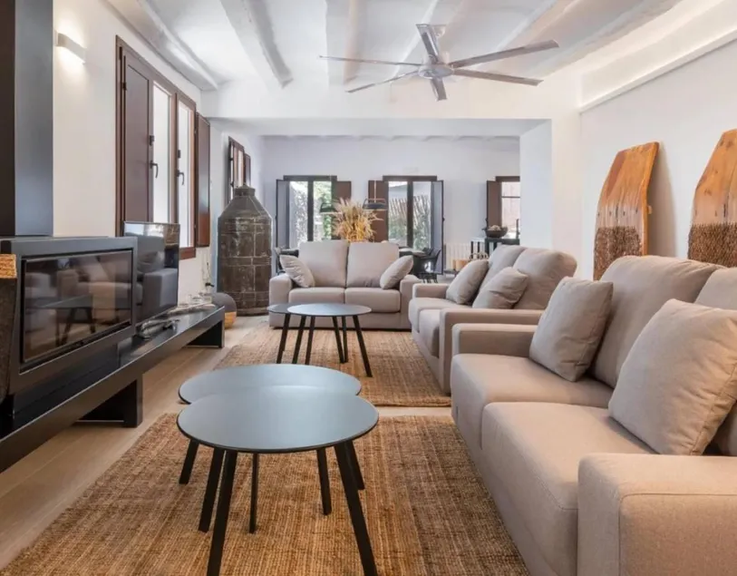 Children-friendly pleasant house with terrace, private pool & BBQ | Garden view | Perfect for remote work - Image 1