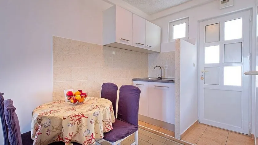 Beautiful flat | Sea view | Next to the beach - Image 1