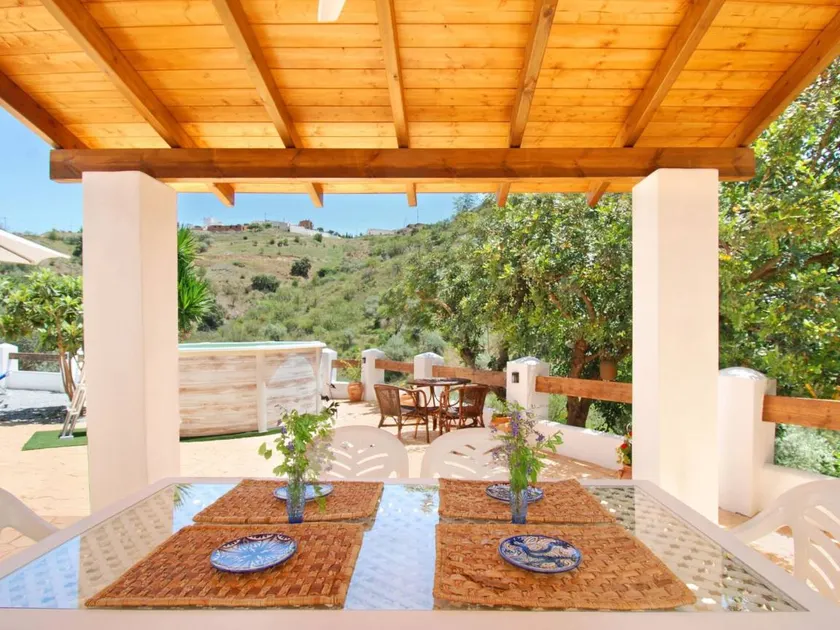 House with private pool, barbecue & garden | Mountain view - Image 1