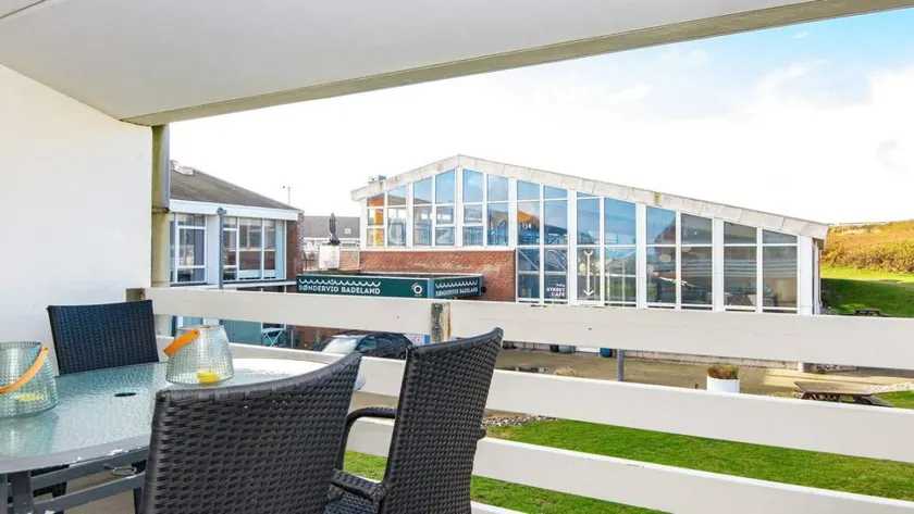Holiday home | Beach nearby | Pets allowed - Image 1