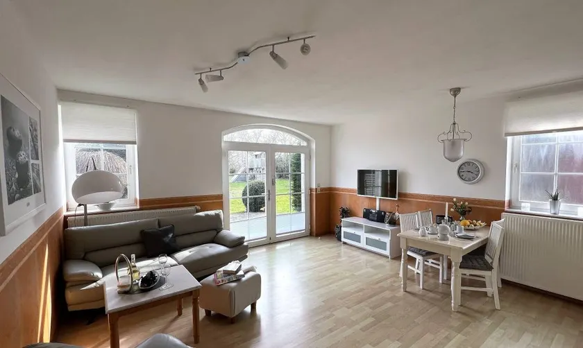 Appartement avec barbecue, terrasse et jardin - Image 1