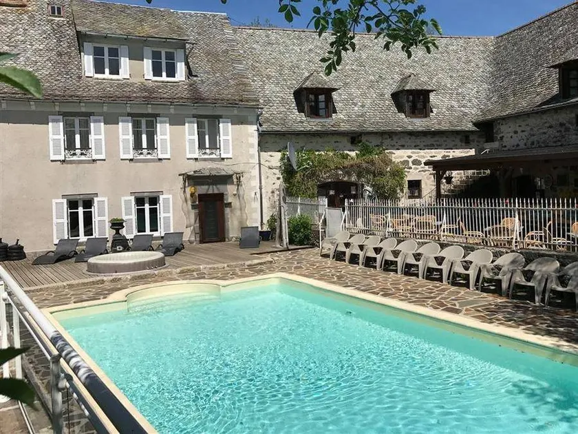 Casa móvil apropiada para familias con piscina y terraza | Admite perro - Image 1