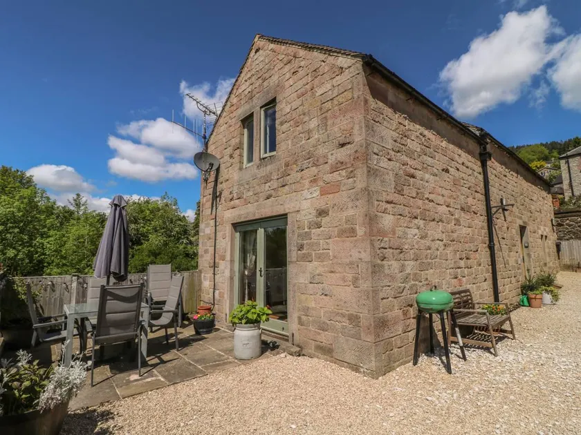 Cottage with garden - Image 1