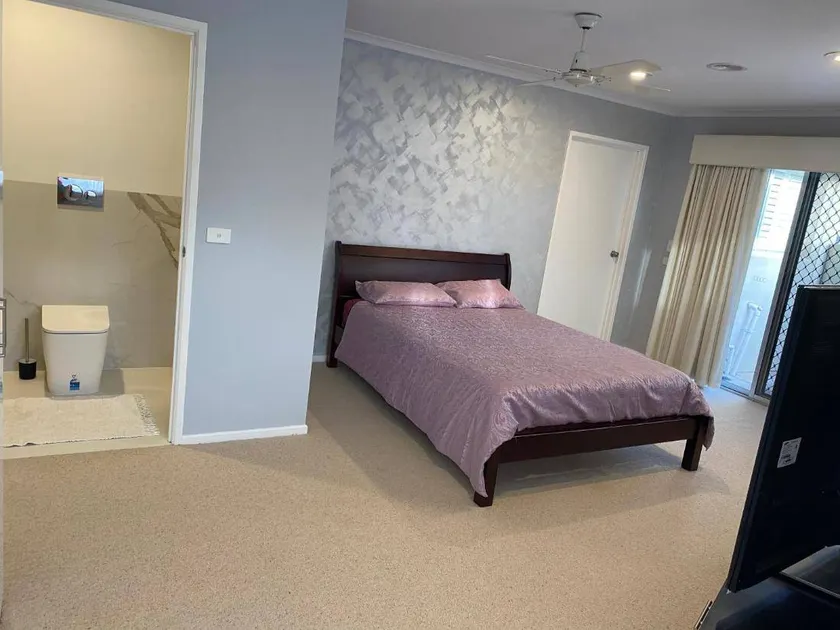 Private room with garden | Garden view - Image 1