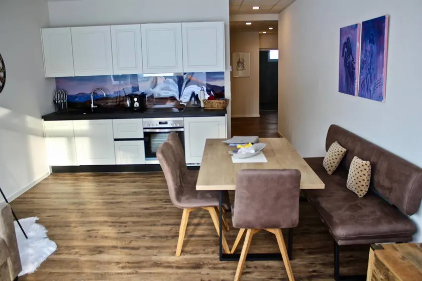 Flat with sauna & terrace - Image 1