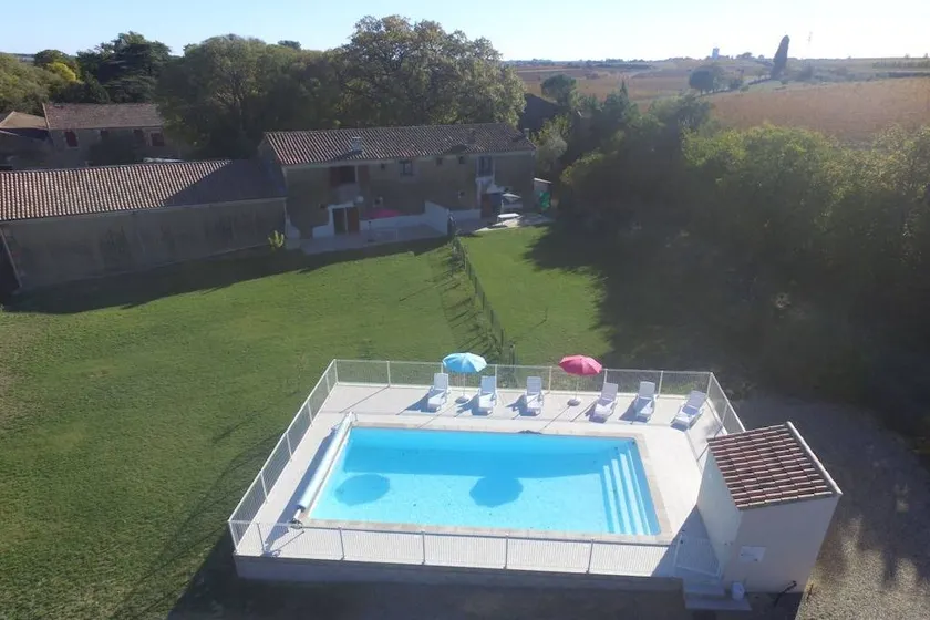 Casa vacacional con barbacoa y terraza - Image 1