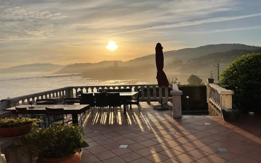 Maison de vacances avec terrasse, barbecue et piscine privée | Vue panoramique - Image 1