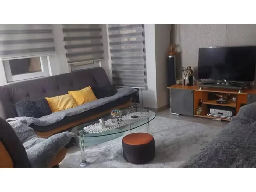 Charmantes Gästezimmer im Zentrum von Tetovo mit Bergblick - Image 1