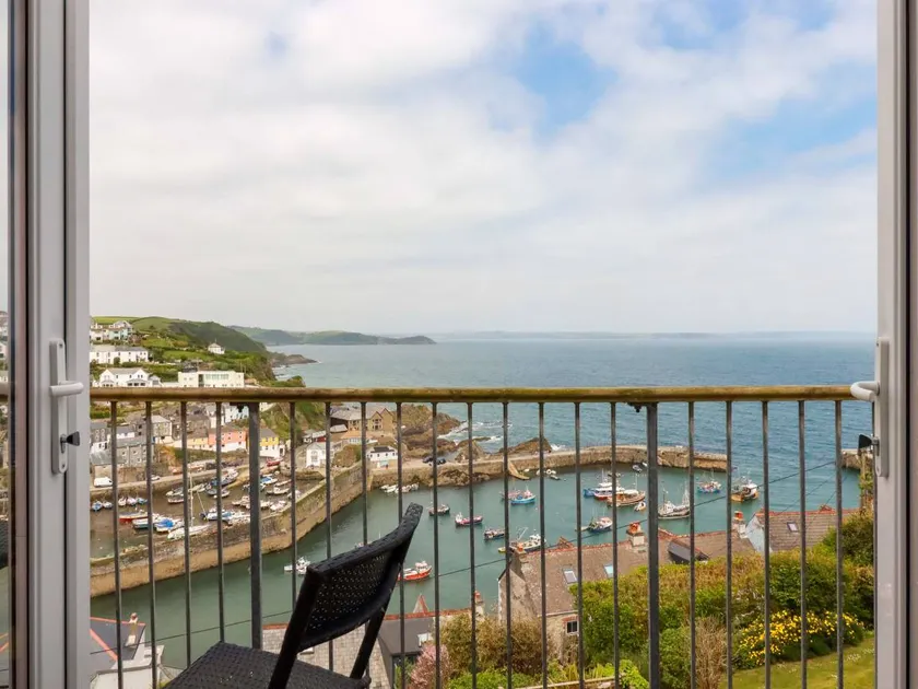 Family-oriented cottage with garden & terrace | Beach view | Beach nearby | Pet-friendly - Image 1