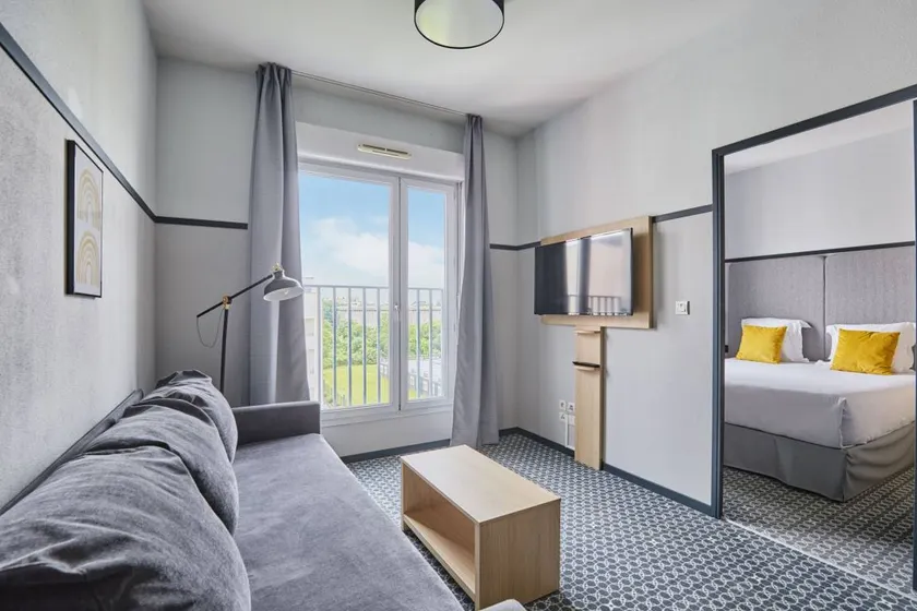 Apartment in Lyon near Bioparc - Image 1