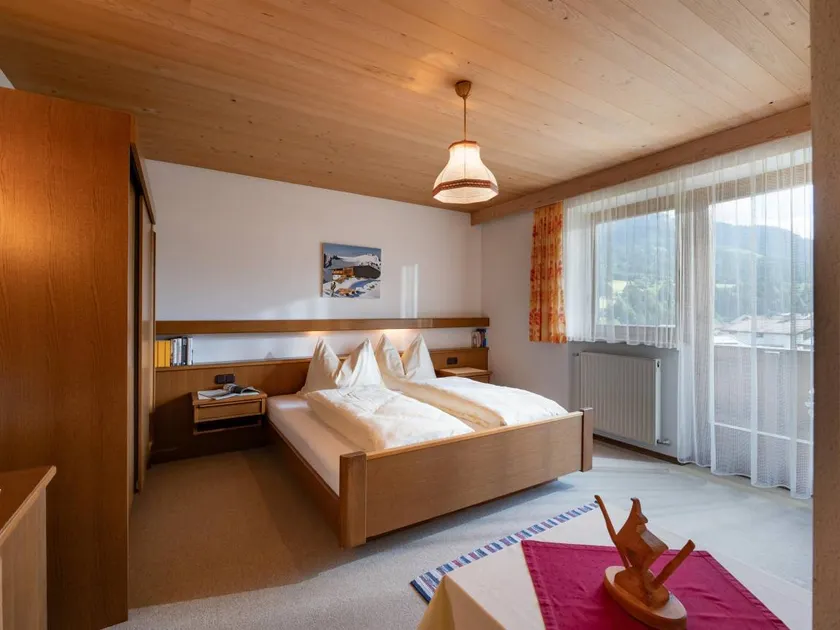 Flat with terrace & garden | Garden view - Image 1