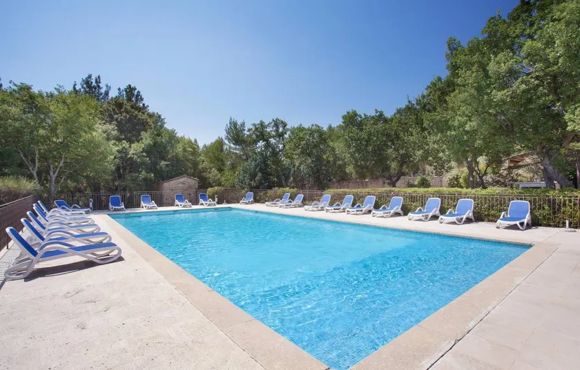 Provençal Escape with Pool - Image 1