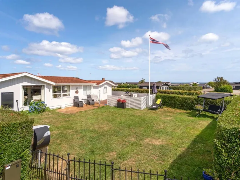 Holiday home with barbeque, garden & terrace | Sea view - Image 1