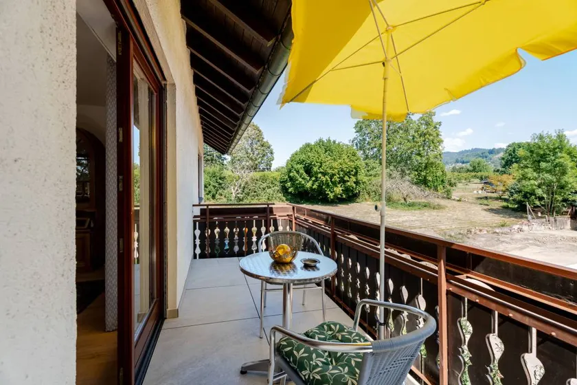 Apartment | Mountain view - Image 1