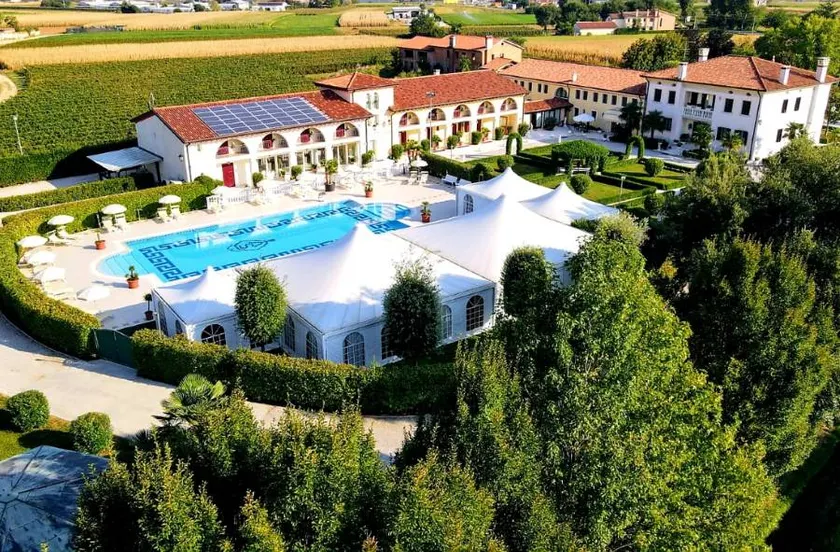 Villa Serena: Camera Famigliare per 4 (2 camere doppie comunicanti, riservata alle famiglie con bambini e non adulti) - Image 1