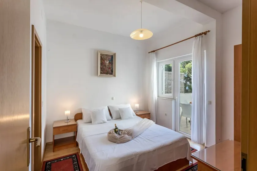 1-Zimmer-Ferienwohnung mit Terrasse und Meerblick Baska Voda, Makarska (A-301-a) - Image 1