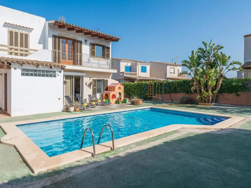 Kinderfreundliches gemütliches Ferienhaus mit Terrasse, Grill und Pool | Bergblick - Image 1
